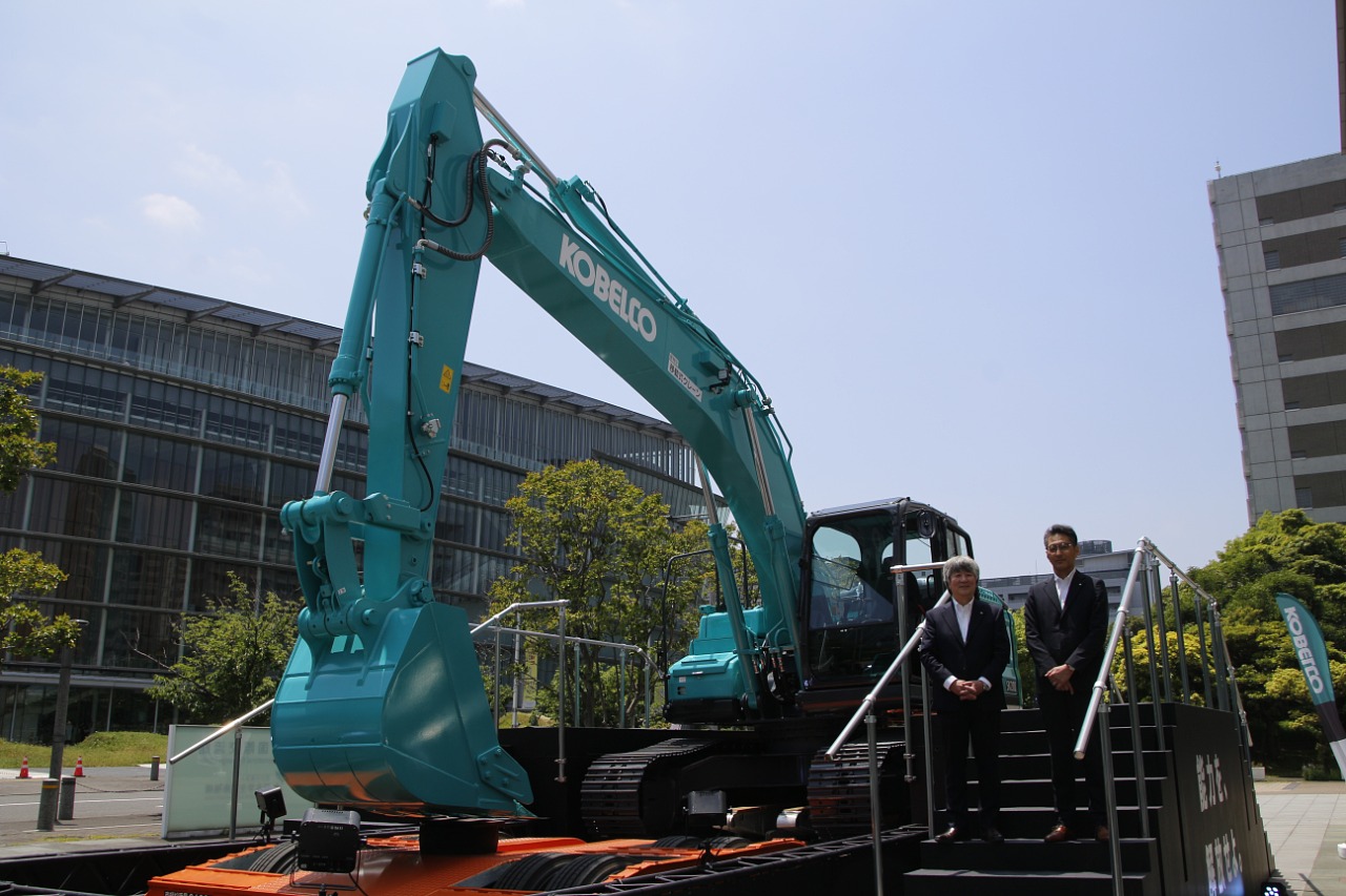 コベルコ建機 新型20t級油圧ショベル発表 導入後の拡張性追及 先進 