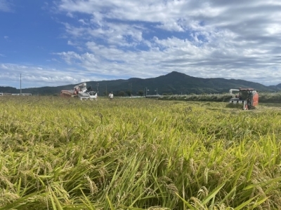 秋田県農業機械化ショー 課題解決技術一堂に 鹿角市で最新農機・資材がズラリ