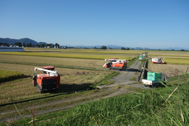 秋田県農業機械化ショー　３年ぶりの開催 最新技術・製品が一堂に　10月29日-11月4日